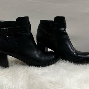 PiePieBuy black booties